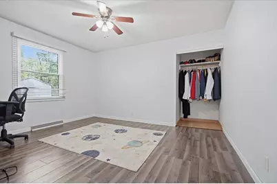 1824 E Lafayette Street, Bloomington, IL 61701 - Photo 14
