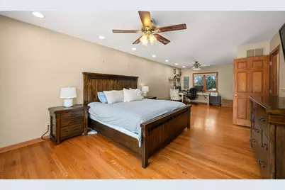 1404 Larson Street, Sycamore, IL 60178 - Photo 22