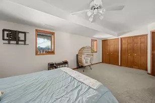 1404 Larson St, Sycamore, IL 60178 - Photo 30