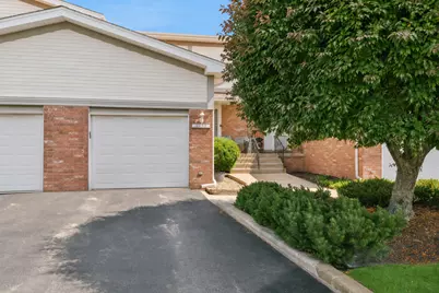 15931 Blackwater Court, Tinley Park, IL 60477 - Photo 2