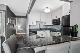 10 E Ontario St, Chicago, IL 60611 - Photo 6