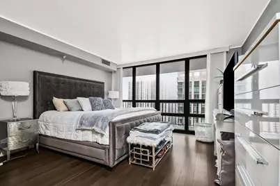 10 E Ontario Street #3808, Chicago, IL 60611 - Photo 8