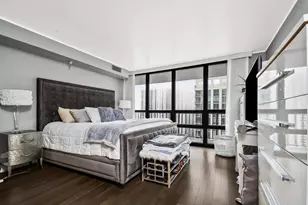 10 E Ontario St, Chicago, IL 60611 - Photo 8