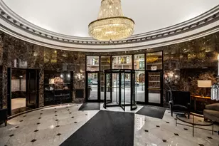 10 E Ontario St, Chicago, IL 60611 - Photo 2