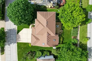 6127 Tyrnbury Dr, Lisle, IL 60532 - Photo 28