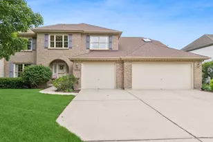 6127 Tyrnbury Dr, Lisle, IL 60532 - Photo 1