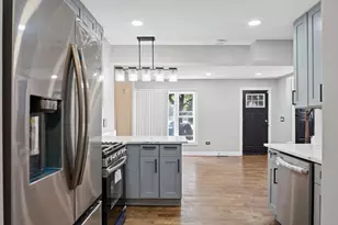 46 E 91st St, Chicago, IL 60619 - Photo 14