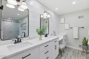 4669 Kings Way N, Gurnee, IL 60031 - Photo 32