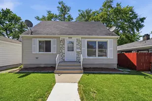 16820 S Crane Ave, Hazel Crest, IL 60429 - Photo 1