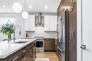 2703 W Belmont Ave, Chicago, IL 60618 - Photo 4