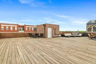 2703 W Belmont Ave, Chicago, IL 60618 - Photo 26