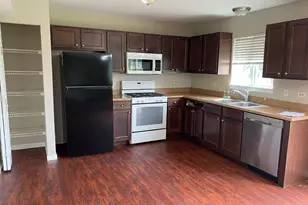 1 Hobart Ct, South Elgin, IL 60177 - Photo 8