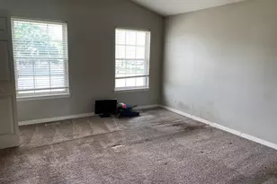 1 Hobart Ct, South Elgin, IL 60177 - Photo 14