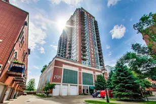 1717 S Prairie Ave, Chicago, IL 60616 - Photo 1