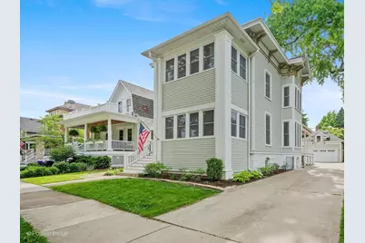 318 S Ashland Avenue, La Grange, IL 60525 - Photo 2