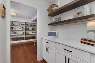 206 Fleetwood Dr, Bloomington, IL 61701 - Photo 24