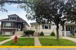 3618 1/2 Gunderson Ave, Berwyn, IL 60402 - Photo 1