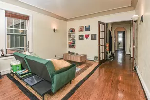 1217 W Granville Ave, Chicago, IL 60660 - Photo 2