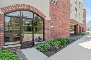 245 Burlington Ave, Clarendon Hills, IL 60514 - Photo 2
