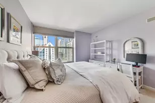 25 E Superior St, Chicago, IL 60611 - Photo 20