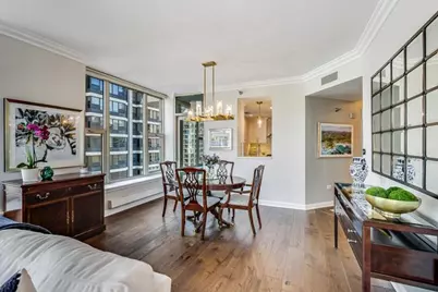 25 E Superior Street #1906, Chicago, IL 60611 - Photo 6