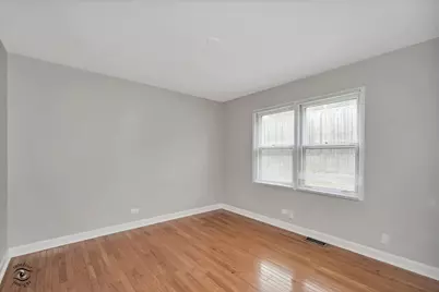 8348 Adbeth Avenue, Woodridge, IL 60517 - Photo 18