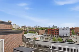 2825 N Halsted St, Chicago, IL 60657 - Photo 28