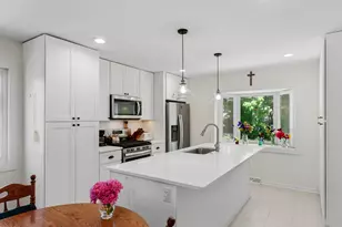[Address not provided], Northbrook, IL 60062 - Photo 10