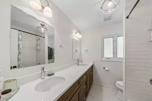 [Address not provided], Northbrook, IL 60062 - Photo 16
