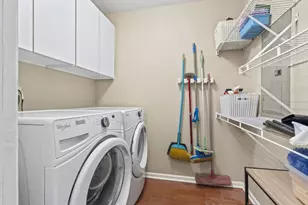 3451 N Carriageway Dr, Arlington Heights, IL 60004 - Photo 28
