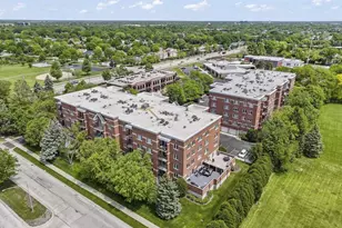 3451 N Carriageway Dr, Arlington Heights, IL 60004 - Photo 32