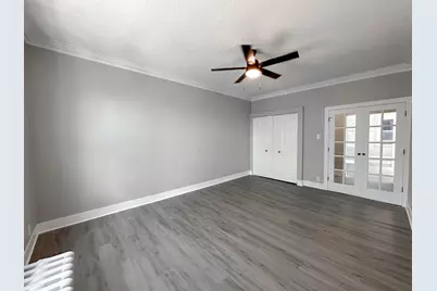 6207 N Winthrop Avenue #30, Chicago, IL 60660 - Photo 2
