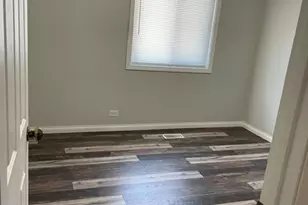 228 N Waterford Dr, Schaumburg, IL 60194 - Photo 14