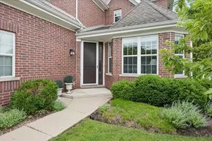 1177 Taylor St, Northbrook, IL 60062 - Photo 2