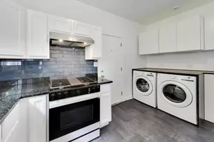3336 W Evergreen Ave, Chicago, IL 60651 - Photo 6