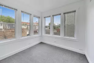 3336 W Evergreen Ave, Chicago, IL 60651 - Photo 16
