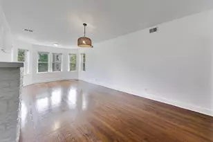 3336 W Evergreen Ave, Chicago, IL 60651 - Photo 4