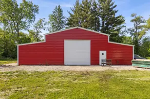 1241 Norfolk Ave, Crete, IL 60417 - Photo 2