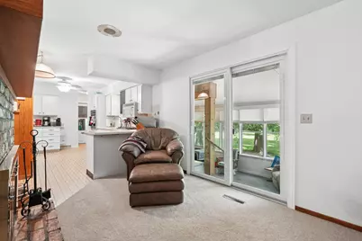29528 34th Avenue N, Hinsdale, IL 61257 - Photo 14