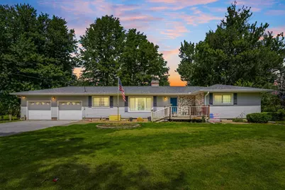 29528 34th Avenue N, Hinsdale, IL 61257 - Photo 2