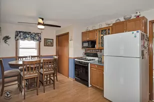 3531 Adams St, Lansing, IL 60438 - Photo 6