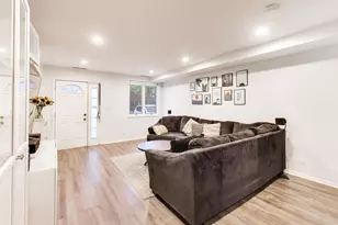 2810 N Wolcott Ave, Chicago, IL 60657 - Photo 20