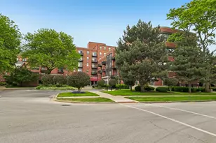 5200 S Ellis Ave, Chicago, IL 60615 - Photo 2