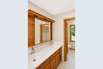 706 N Point Drive, Schaumburg, IL 60193 - Photo 20