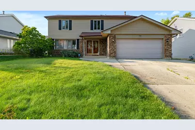 706 N Point Drive, Schaumburg, IL 60193 - Photo 1