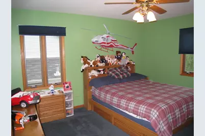 706 N Point Drive, Schaumburg, IL 60193 - Photo 12