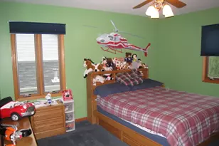 706 North Point Dr, Schaumburg, IL 60193 - Photo 12