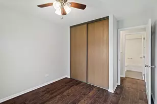 7030 Park Ln Ct, Woodridge, IL 60517 - Photo 8