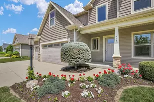 306 Preston St, Savoy, IL 61874 - Photo 10