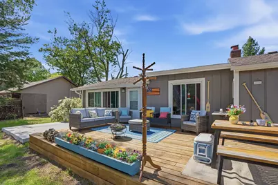 104 1st Street E, Lyndon, IL 61261 - Photo 4